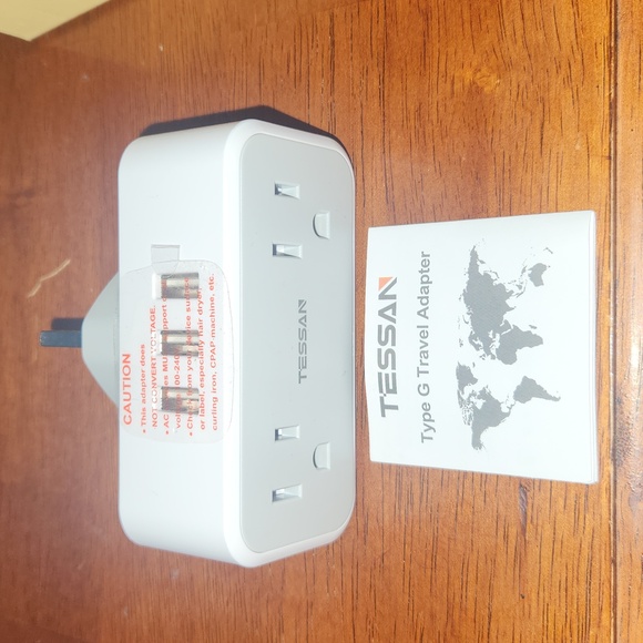 TESSAN US to UK Plug Adapter, Type G Power Adapter with 2 Outlet 3 USB Charger - Picture 4 of 9